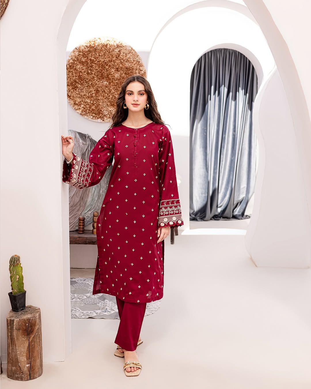 Alizbat Embroidered 2pcs